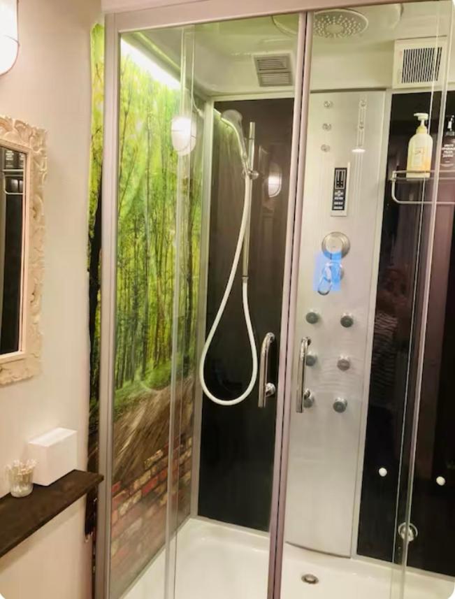 Minato Hostel โยโกฮาม่า ภายนอก รูปภาพ